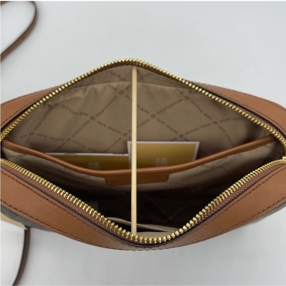 Michael Kors Large EW Crossbody Bag Brown/Gold - Picture 7 of 11